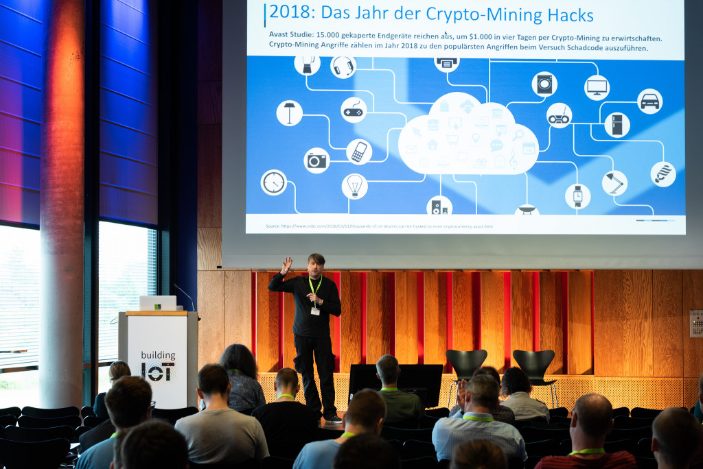 Mirko Ross talk 2018 Building IoT, Cologne, Germany - (c) dpunkt.verlag